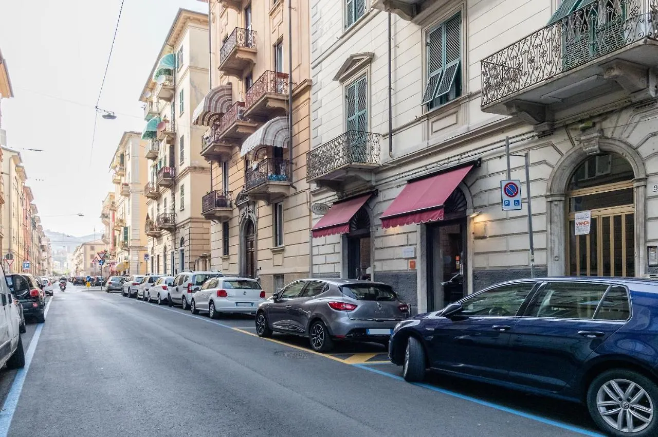 Lighthouse Central Apartment W/ Balcony La Spezia Italy
