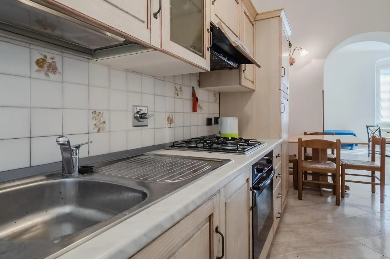 Lighthouse Central Apartment W/ Balcony La Spezia