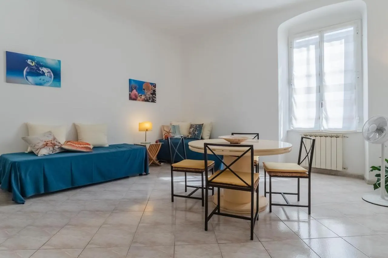 Lighthouse Central Apartment W/ Balcony La Spezia Italy