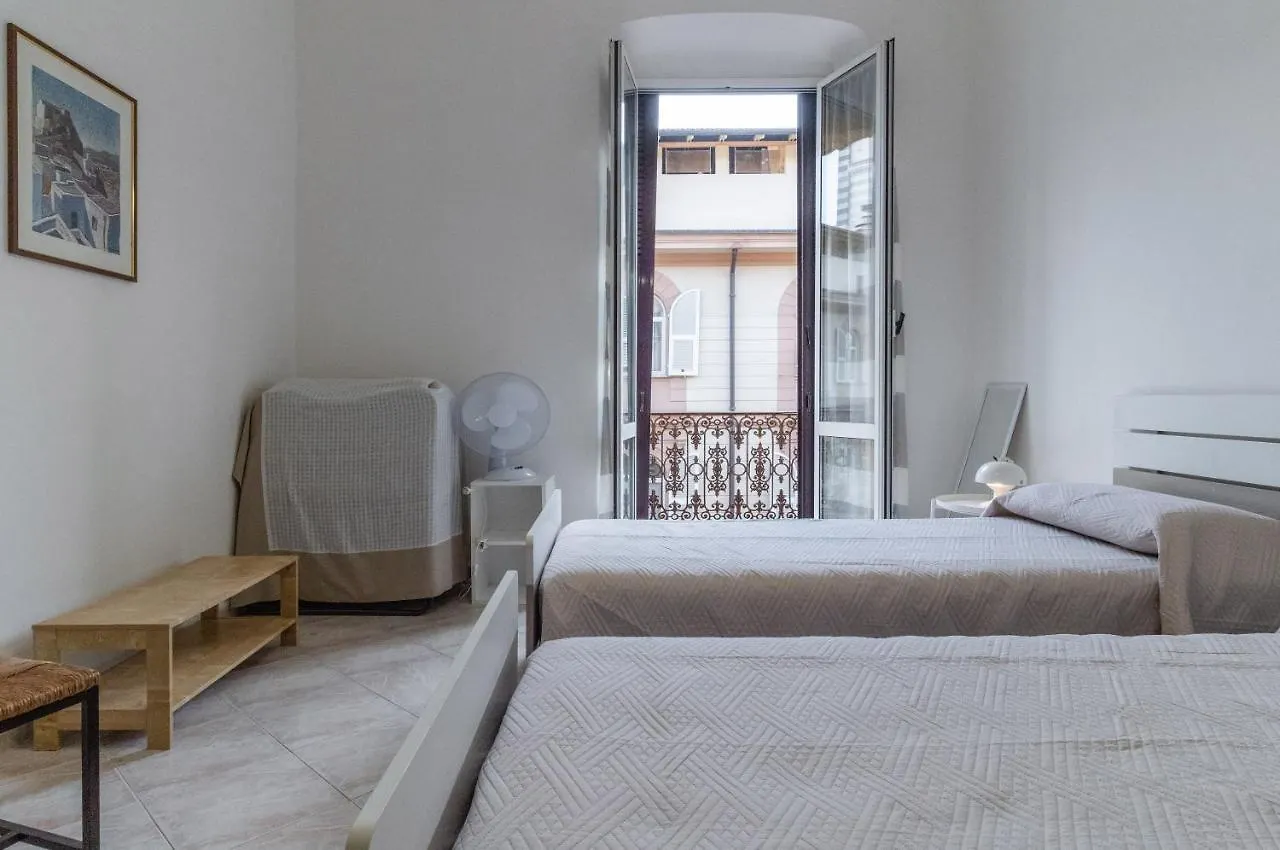 Lighthouse Central Apartment W/ Balcony La Spezia